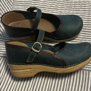 Stylish Teal Mary Jane Women's Shoes